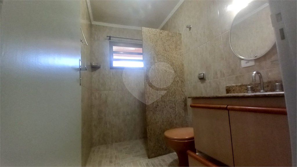 Sobrado à venda com 4 quartos, sendo 2 suítes, em Tremembé, São Paulo, SP