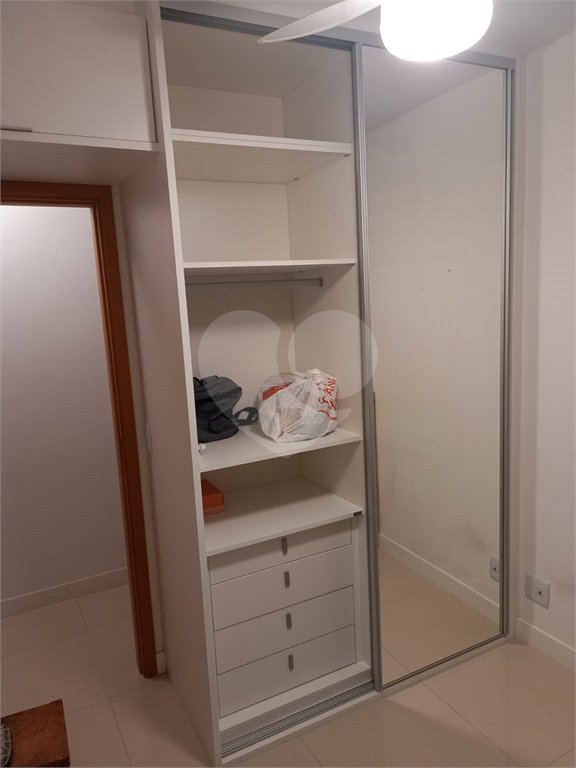 Apartamento à venda com 3 quartos, sendo 1 suíte, em Rio Comprido, Rio de Janeiro, RJ