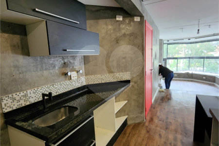 Apartamento à venda com 2 quartos, sendo 1 suíte,  em Jardim Ampliação, São Paulo, SP