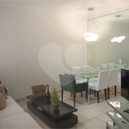 Casa à venda com 3 quartos, sendo 1 suíte, no condomínio Villas de São Francisco, São Paulo - SP