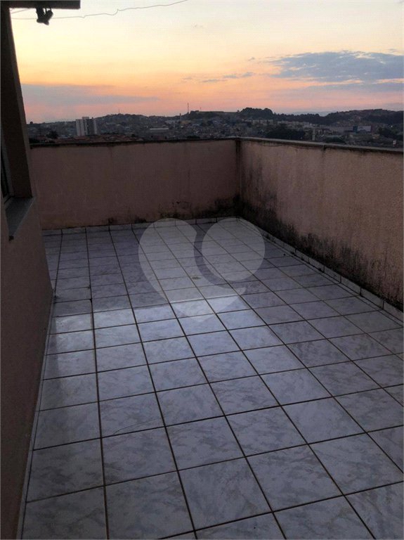 Apartamento à venda com 2 quartos em Jardim Dayse, Ferraz de Vasconcelos, SP
