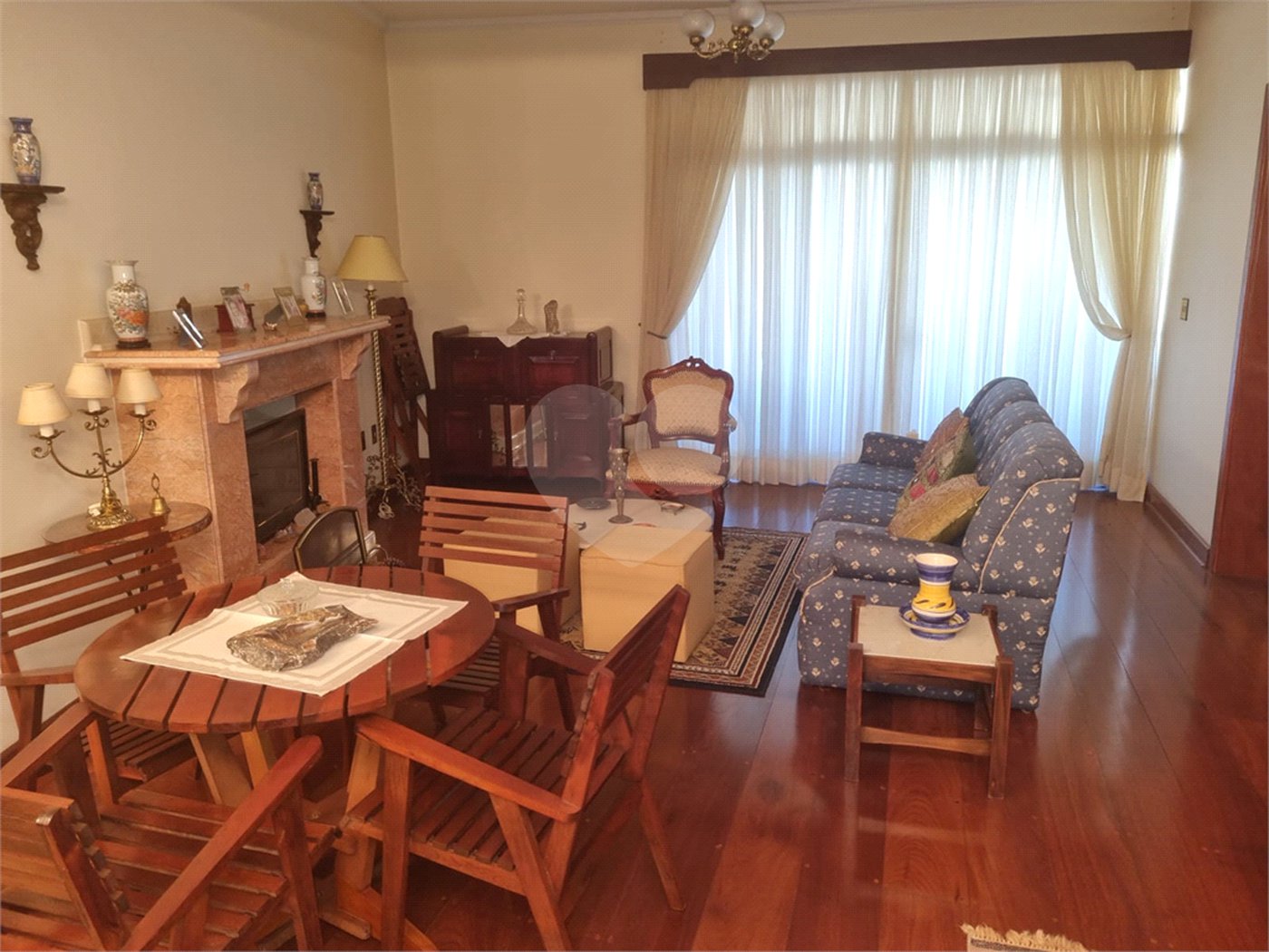 Apartamento à venda com 4 suítes no Centro, Serra Negra, SP