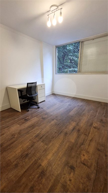 Apartamento à venda com 3 quartos, sendo 1 suíte, em Perdizes, São Paulo, SP