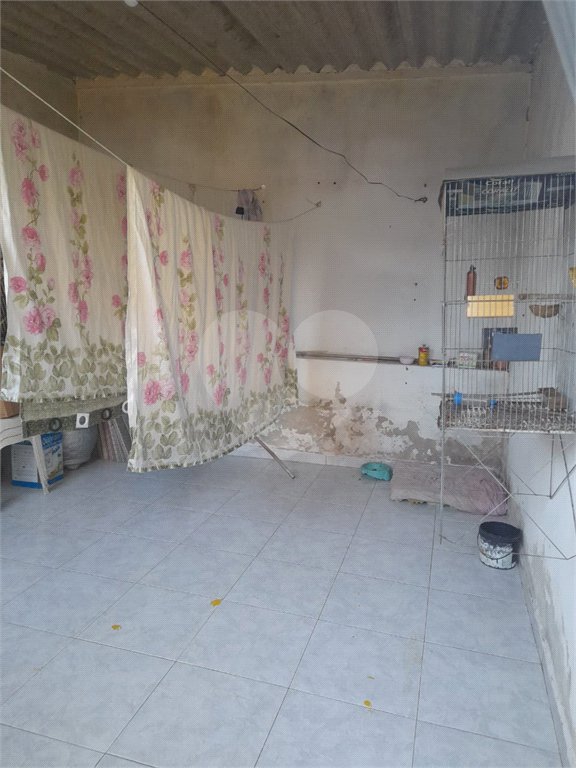 Casa Térrea à venda com 3 quartos em Recanto Feliz, Suzano, SP