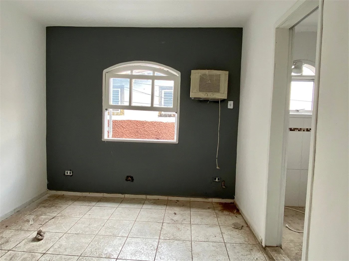 Casa à venda com 3 quartos, sendo 2 suítes,  em Vila Progredior, São Paulo, SP