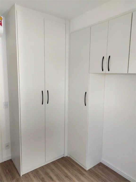 Apartamento à venda com 2 quartos, sendo 1 suíte,  em Jardim das Acácias, São Paulo, SP