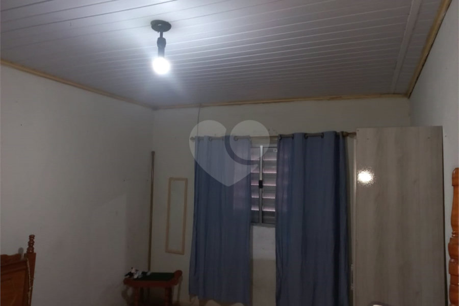 Casa Térrea à venda com 3 quartos em Vila Nivi, São Paulo, SP