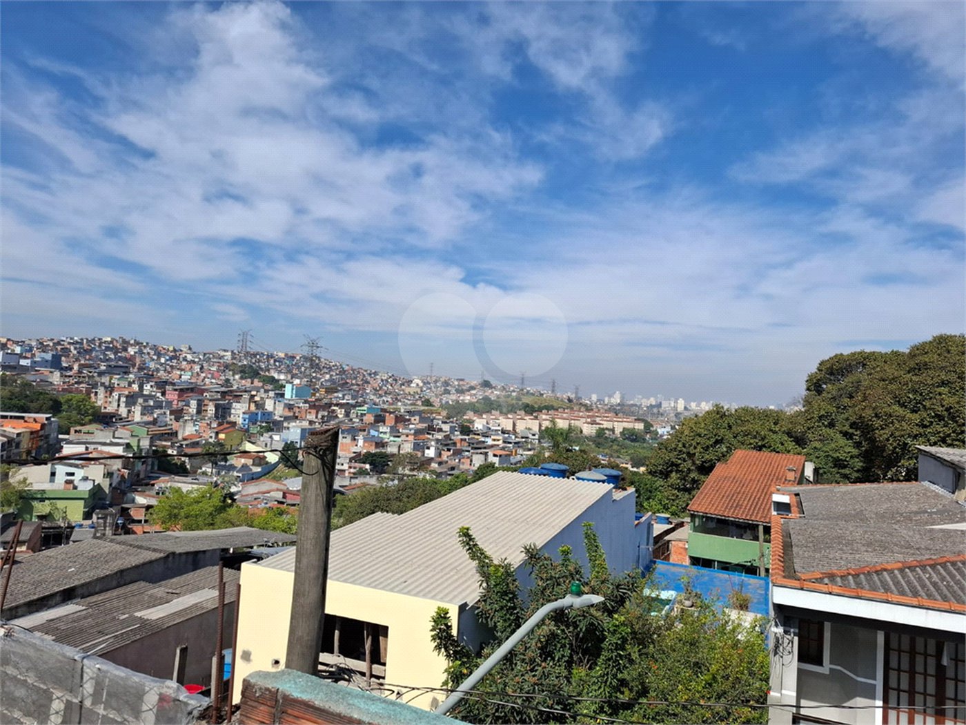Sobrado à venda com 3 quartos, sendo 1 suíte, em Tremembé, São Paulo, SP