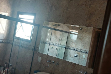 Casa à venda com 5 quartos, sendo 3 suítes, em Vila Monumento, São Paulo, SP
