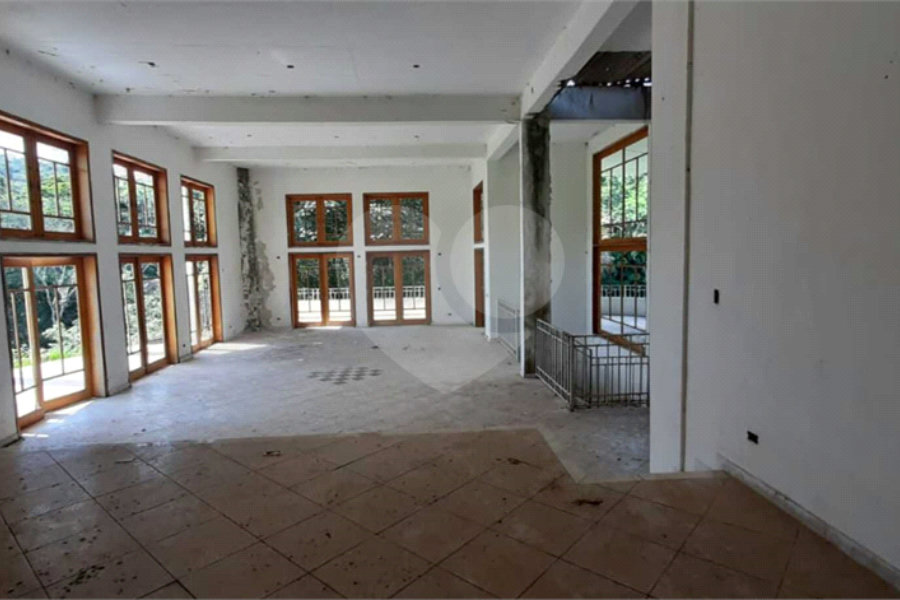 Casa à venda com 1 suíte em Santa Inês, Mairiporã, SP
