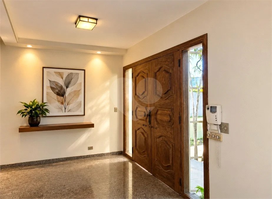 Sobrado à venda com 4 quartos, sendo 2 suítes, em Brooklin, São Paulo, SP