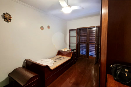 Sobrado à venda com 3 suítes no Centro, Osasco, SP