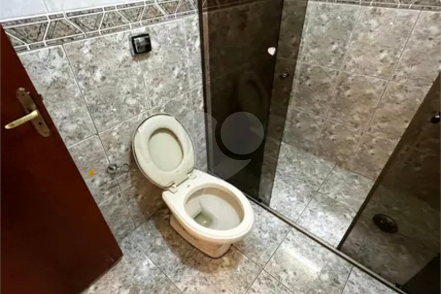 Sobrado à venda com 3 suítes em Parque Naçoes Unidas, São Paulo, SP