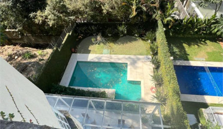 Casa à venda com 3 suítes no condomínio Fazenda Morumbi, São Paulo - SP
