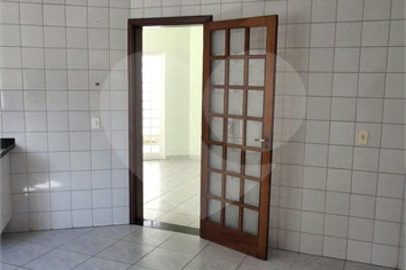 Sobrado à venda com 4 quartos, sendo 1 suíte, em Portal das Acácias, Indaiatuba, SP