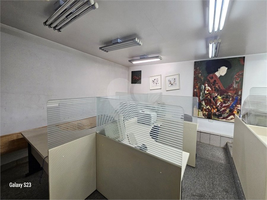 Casa à venda com 8 quartos, sendo 2 suítes, em Indianópolis, São Paulo, SP