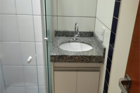 Sobrado à venda ou para alugar com 2 suítes em Jardim Nely, Indaiatuba, SP
