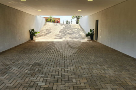 Casa à venda com 6 quartos, sendo 5 suítes, no condomínio Jardim Primavera, Louveira - SP