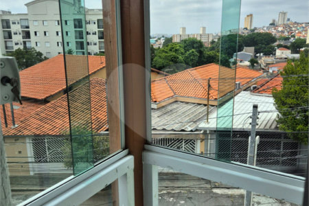 Sobrado à venda com 2 quartos, sendo 1 suíte, em Vila Nivi, São Paulo, SP