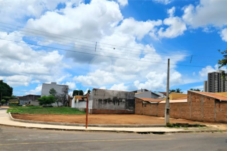 Terreno à venda em Residencial Cambuy, Araraquara, SP