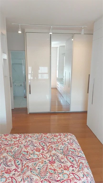 Apartamento à venda com 3 suítes em Vila Andrade, São Paulo, SP