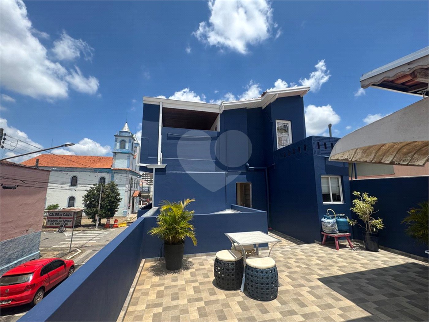 Sobrado à venda com 3 quartos, sendo 1 suíte,  no Centro, Itapetininga, SP