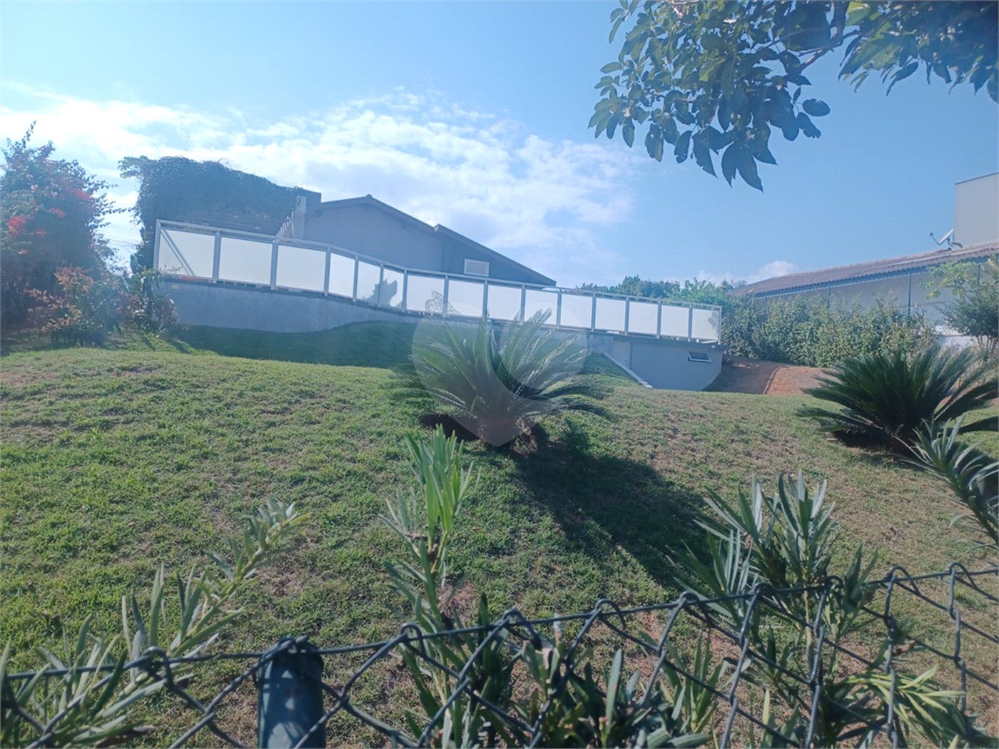 Casa à venda com 2 quartos, sendo 1 suíte, no condomínio Terras de Mont Serrat, Salto - SP