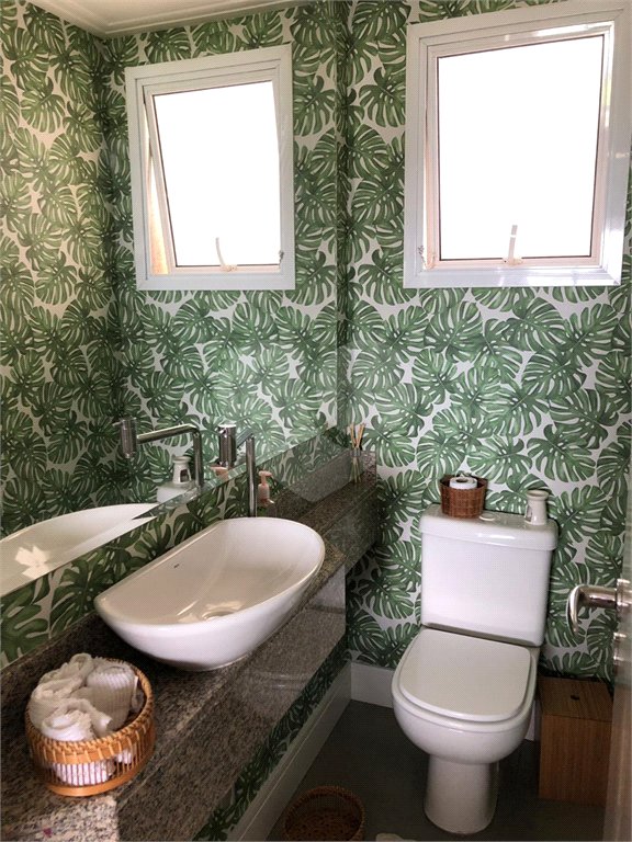 Apartamento à venda com 3 quartos, sendo 1 suíte,  em Campo Grande, São Paulo, SP