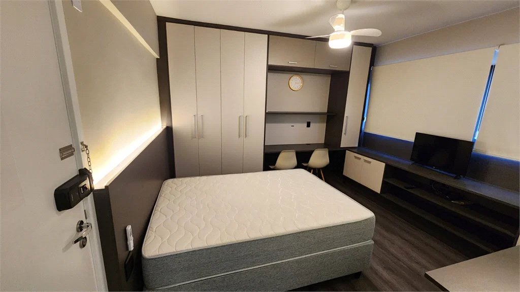 Apartamento à venda com 1 quarto em Cerqueira César, São Paulo, SP