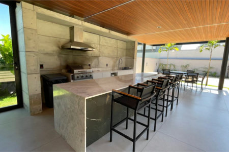 Casa à venda com 4 suítes no condomínio Saint Patrick, Sorocaba - SP