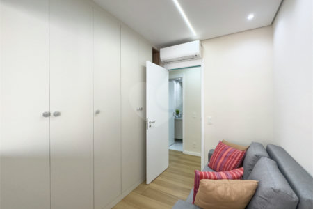 Apartamento à venda com 2 quartos, sendo 1 suíte,  em Jardim Prudência, São Paulo, SP