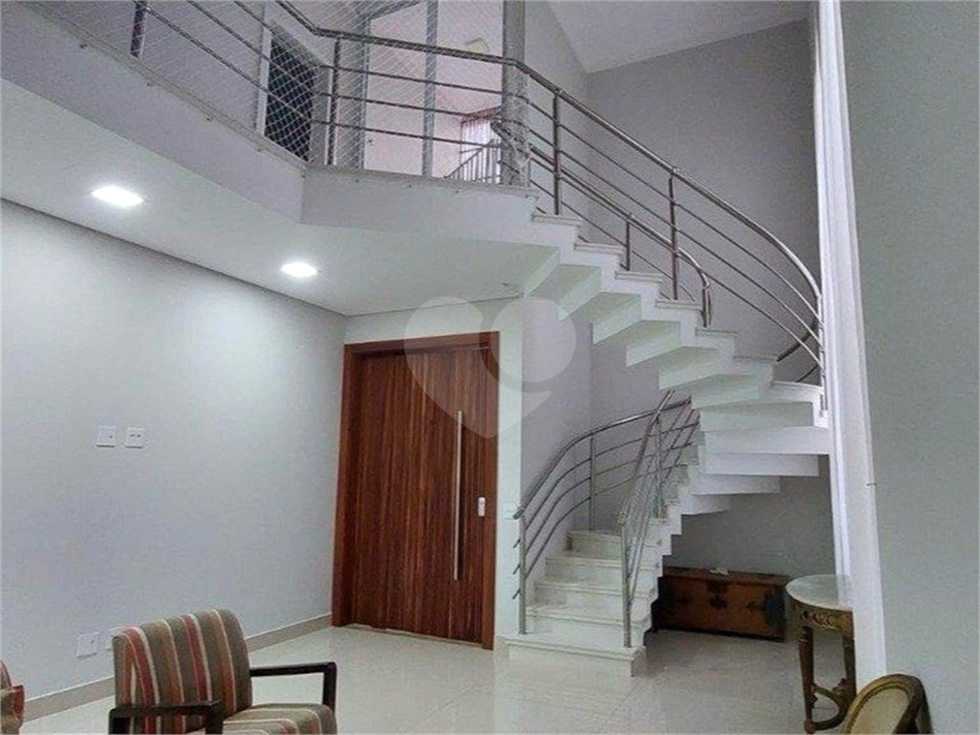 Casa à venda ou para alugar com 3 suítes no condomínio Mont Blanc, Sorocaba - SP