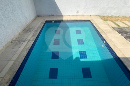 Casa à venda com 3 quartos, sendo 1 suíte, no condomínio Residencial Green Ville, Rio de Janeiro - RJ