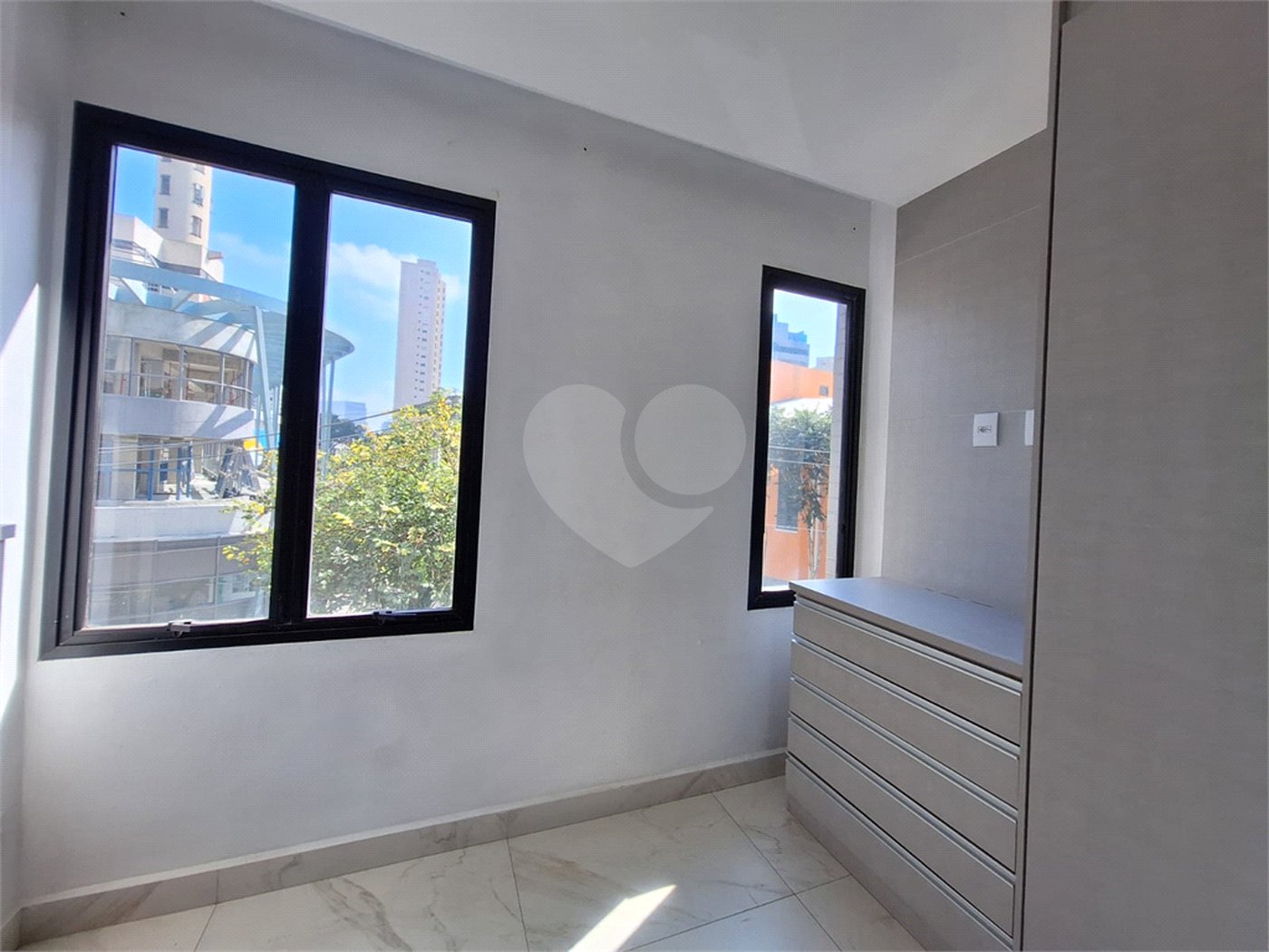 Apartamento à venda com 1 quarto em Jardim das Acácias, São Paulo, SP