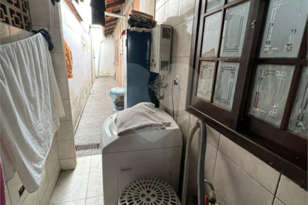 Casa à venda com 4 quartos, sendo 1 suíte,  em Jardim Ponte Grande, Mogi das Cruzes, SP