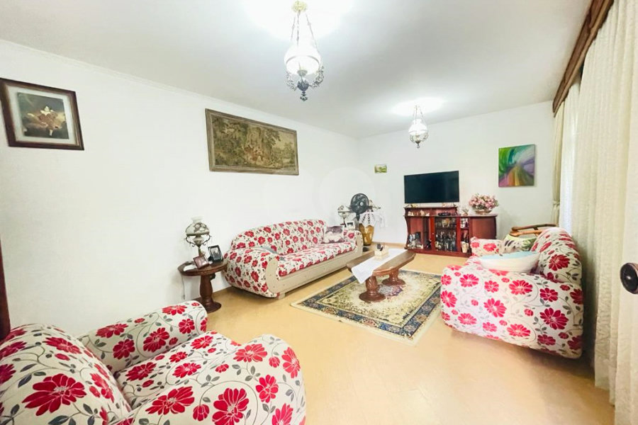 Casa à venda com 4 quartos, sendo 2 suítes, em Vila Maria, São Paulo, SP