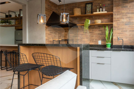 Apartamento à venda com 3 suítes em Santa Teresinha, São Paulo, SP