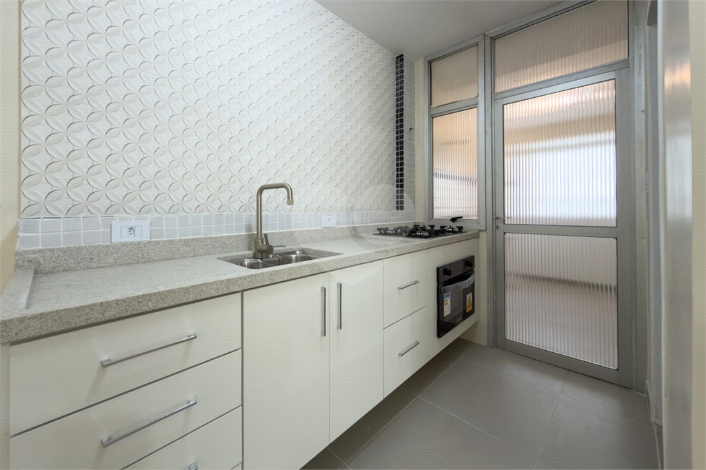 Apartamento à venda com 3 quartos, sendo 1 suíte, em Planalto Paulista, São Paulo, SP