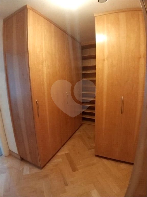 Casa à venda com 3 suítes em Nova Gardênia, Atibaia, SP
