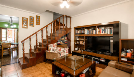 Casa de Vila à venda com 4 quartos, sendo 2 suítes,  em Chácara Santo Antônio (zona Sul), São Paulo, SP