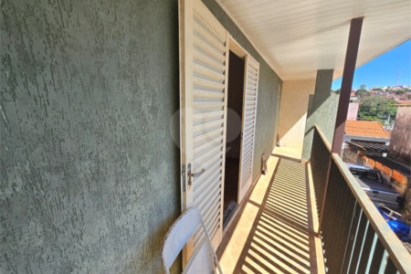 Casa à venda com 5 quartos, sendo 1 suíte,  em Vila Santana, Itapetininga, SP