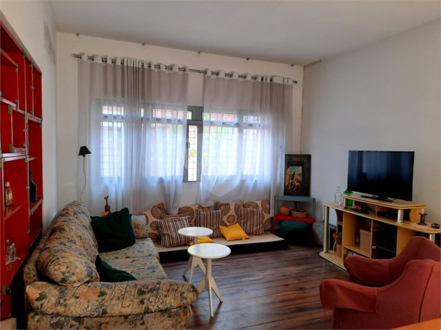Casa Térrea à venda com 3 quartos, sendo 1 suíte,  em Brooklin, São Paulo, SP
