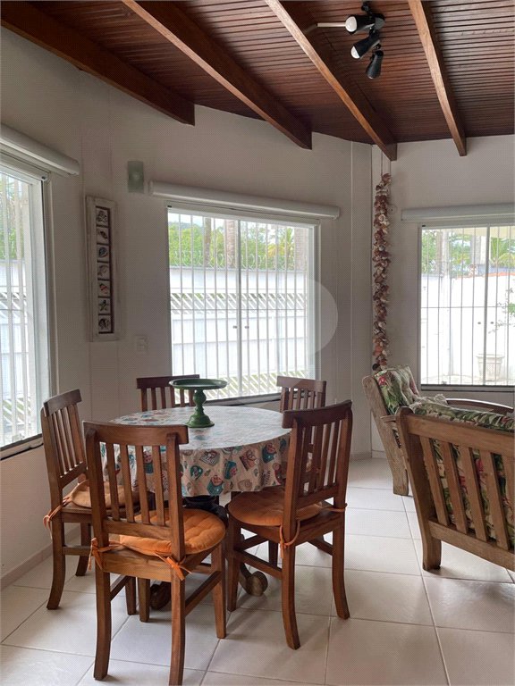 Casa à venda com 3 quartos, sendo 2 suítes,  em Maresias, São Sebastião, SP
