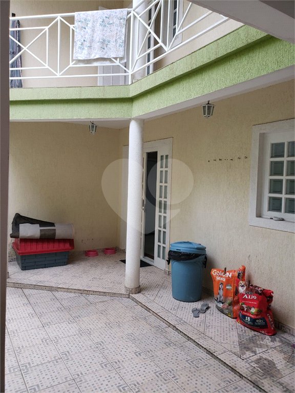 Casa à venda com 6 quartos, sendo 3 suítes, em Alto Ipiranga, Mogi das Cruzes, SP