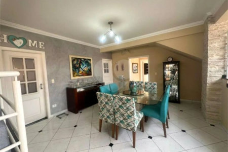 Casa à venda com 3 quartos, sendo 1 suíte, no condomínio Residencial Delle Stelle, Louveira - SP