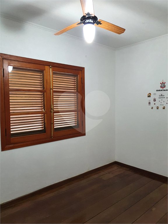 Sobrado à venda com 4 quartos, sendo 2 suítes, em Tremembé, São Paulo, SP