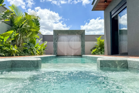 Casa à venda com 3 suítes no condomínio Villa dos Pinheiros, Indaiatuba - SP