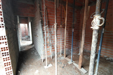 Casa à venda com 3 quartos, sendo 1 suíte, no condomínio Lago dos Ipês, Itapetininga - SP