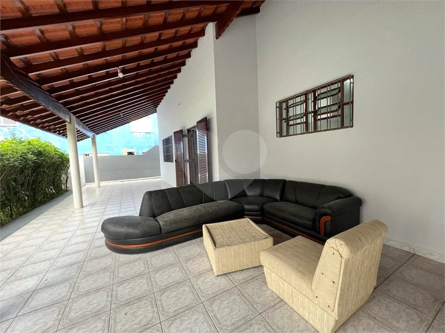 CASA NA PRAIA A POUCOS PASSOS DO MAR TERRENO AMPLO E EXCELENTE ESPAÇO PARA TODA A FAMÍLIA