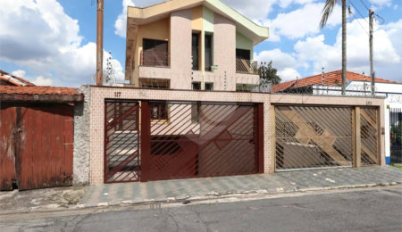 Casa Térrea à venda com 3 quartos, sendo 1 suíte, em Vila Alpina, São Paulo, SP